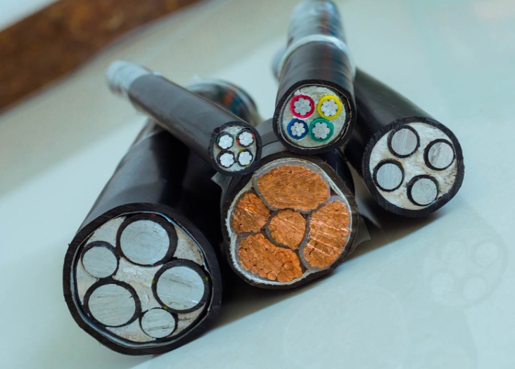 電線電纜故障的排查也是和敷設(shè)方式有關(guān).jpg 電線電纜故障的排查也是和敷設(shè)方式有關(guān).jpg